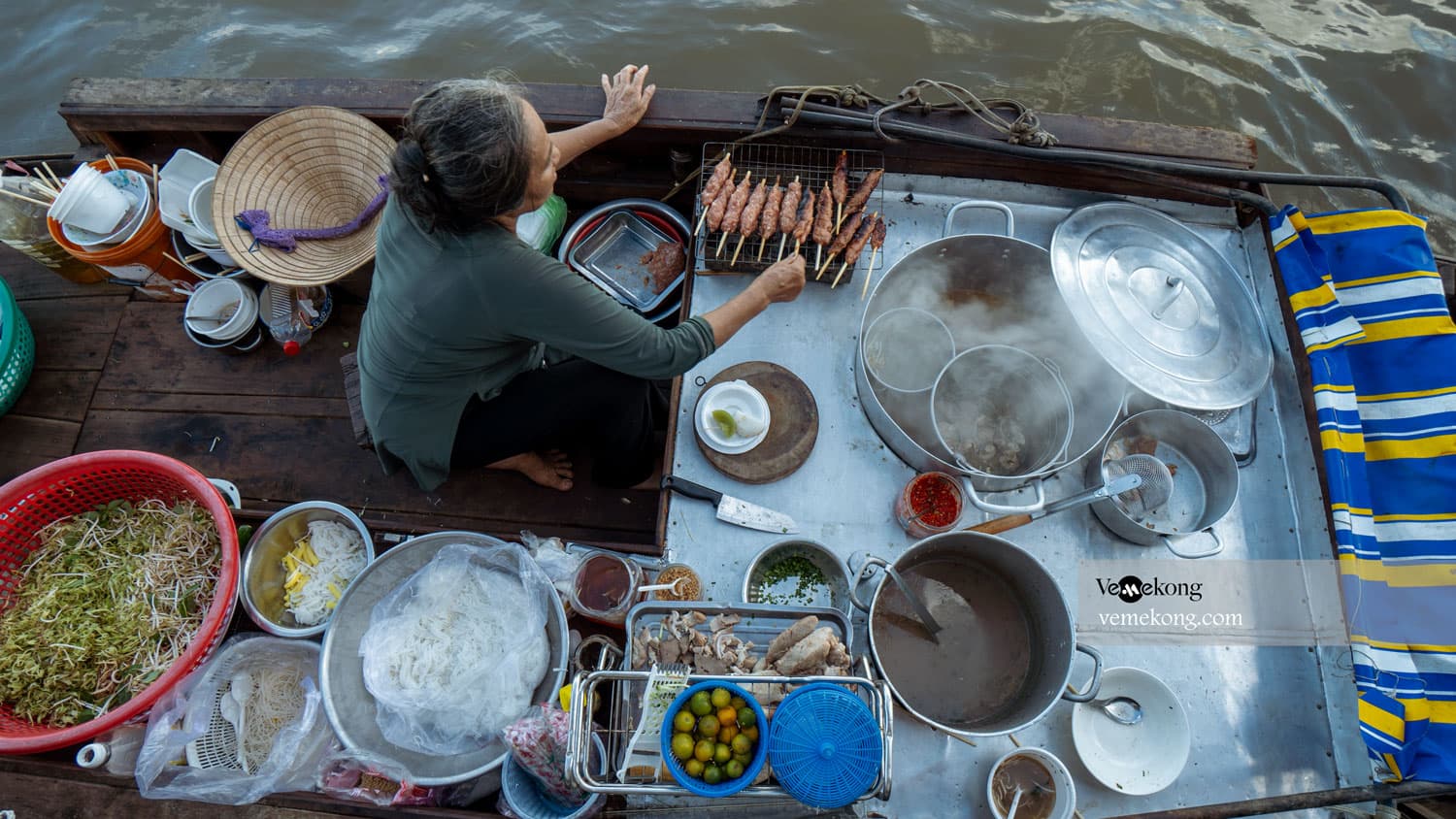 Can Tho Floating Market & Lung Ngoc Hoang Nature Reserve