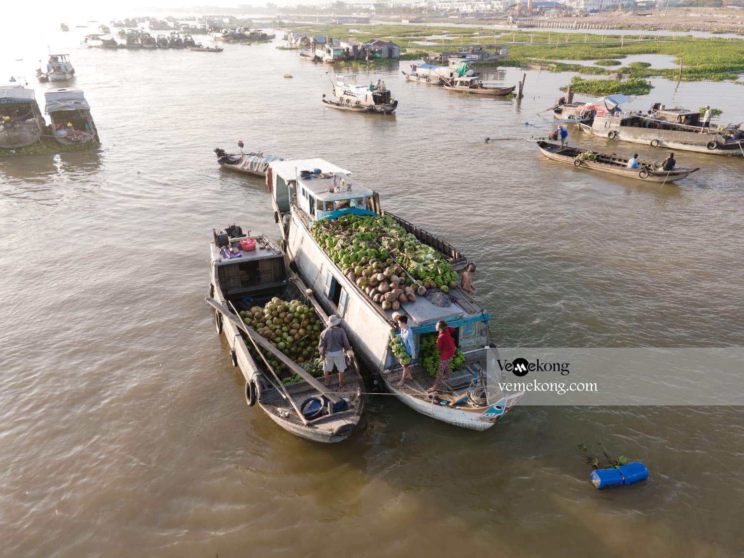 Can Tho Private Car to Chau Doc with Long Xuyen Floating Market