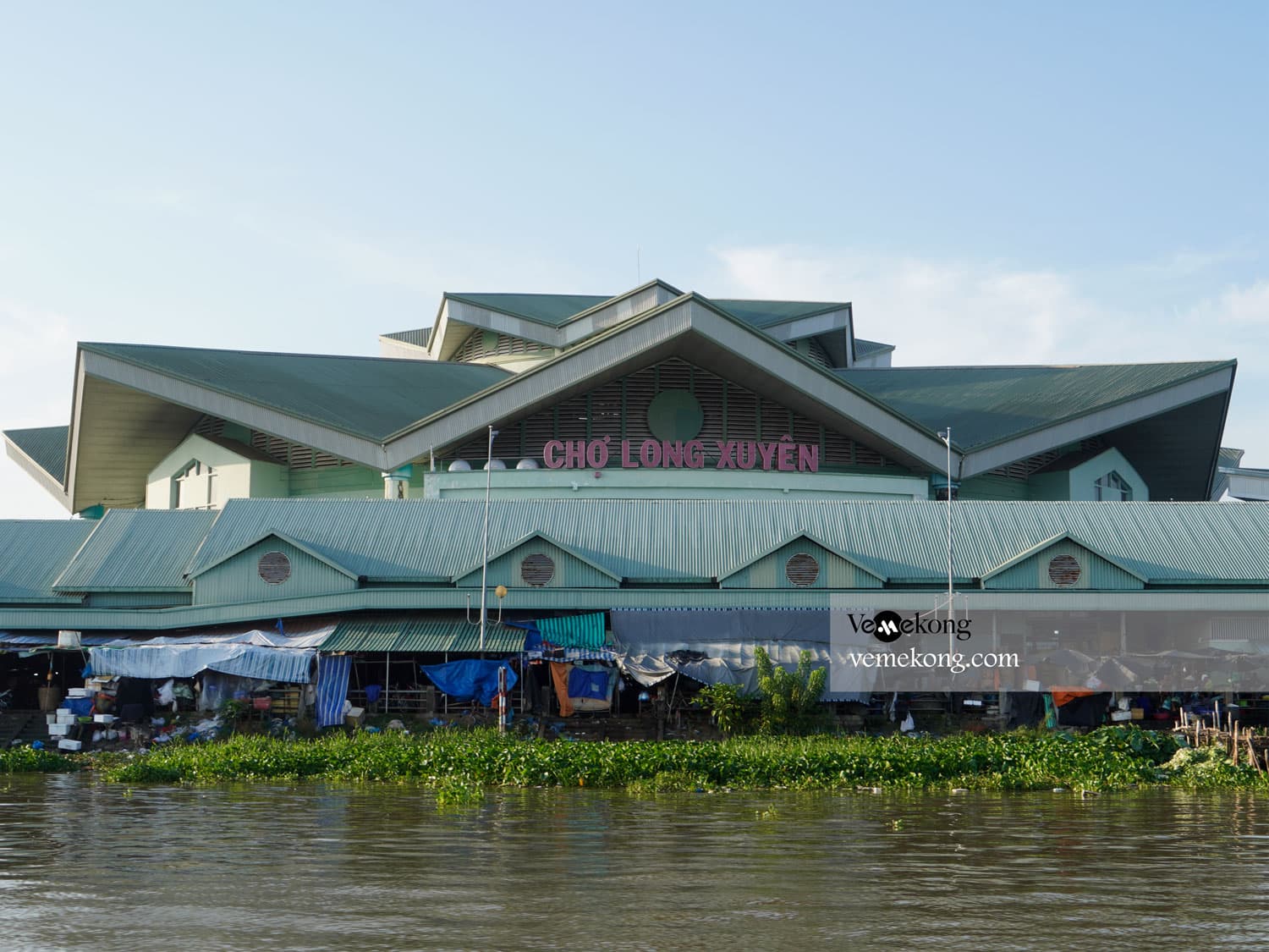 Can Tho Private Car to Chau Doc with Long Xuyen Floating Market