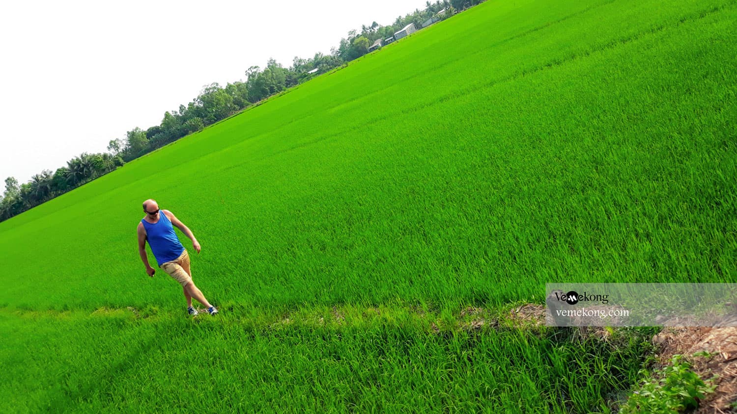 Chau Doc motorbike Countryside Tour & Sunset Sam Mountain