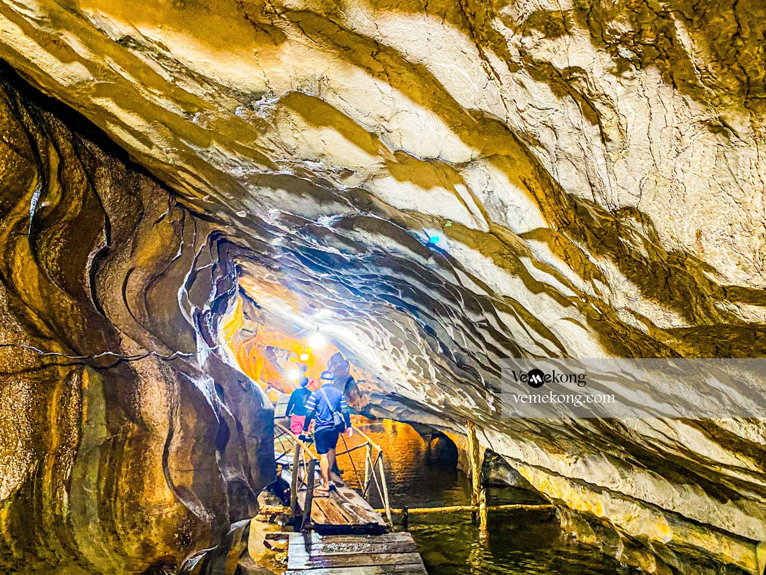 Ha Tien Private Car to Can Tho with Multi Sightseeing Stops
